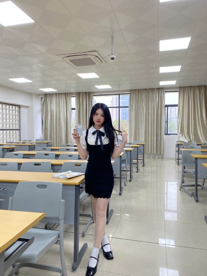 与凤行 剧照